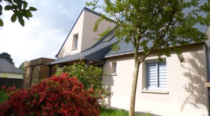 Maison traditionnelle 7 pièces de 155 m² à Redon (35600)