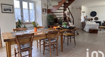 Traditional house 5 rooms of 83 m² in Guilvinec (29730)