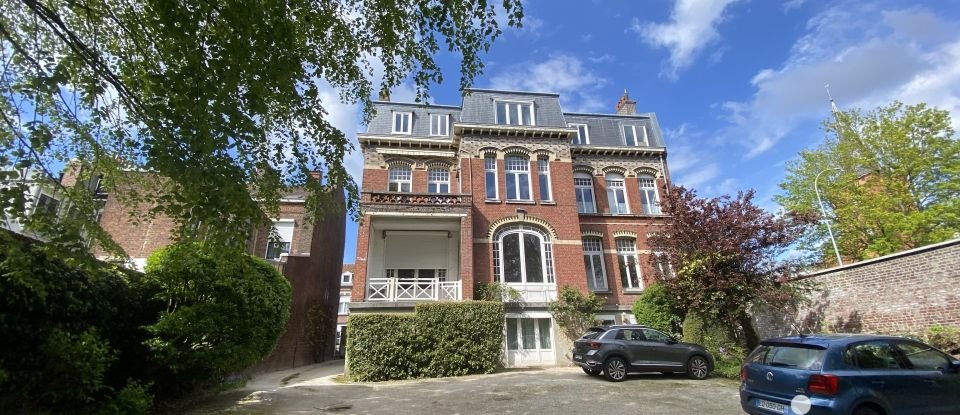 Appartement 4 pièces de 115 m² à Mons-en-Barœul (59370)