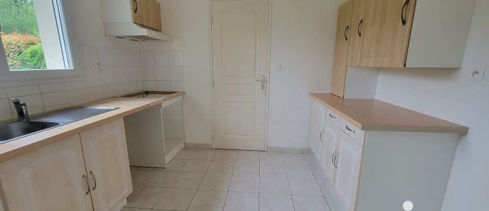 House 6 rooms of 119 m² in Étrelles (35370)