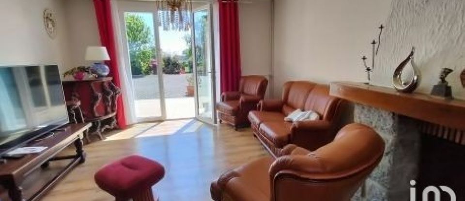House 6 rooms of 90 m² in Plouha (22580)