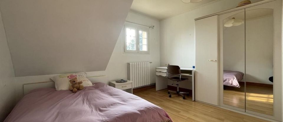 Maison 7 pièces de 143 m² à Neufchâtel-en-Bray (76270)
