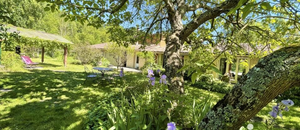 Country house 8 rooms of 232 m² in Cissac-Médoc (33250)