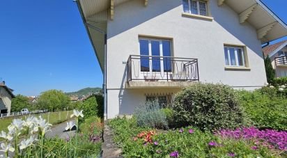 House 8 rooms of 180 m² in Navenne (70000)