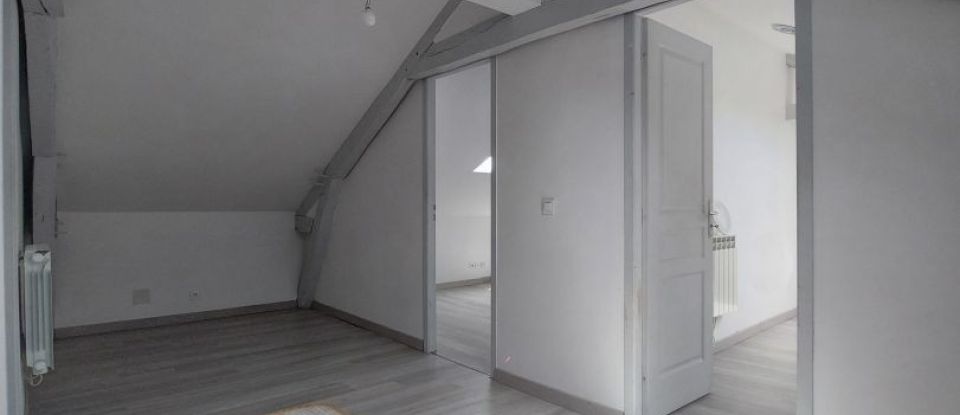 Appartement 6 pièces de 100 m² à Vic-en-Bigorre (65500)