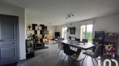 Maison traditionnelle 5 pièces de 118 m² à Saint-Laurent-de-Brèvedent (76700)