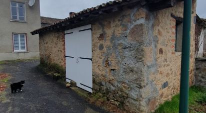 Maison de village 3 pièces de 160 m² à Saint-Laurent-sur-Gorre (87310)