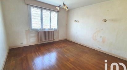House 5 rooms of 64 m² in Fougères (35300)