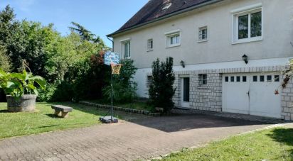 House 10 rooms of 224 m² in Amilly (45200)