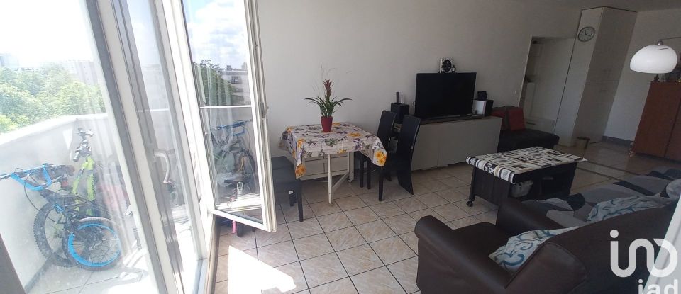 Apartment 3 rooms of 59 m² in Orly (94310)