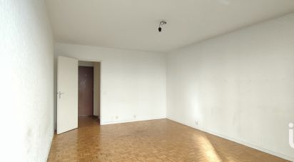Apartment 2 rooms of 56 m² in Paris (75019)