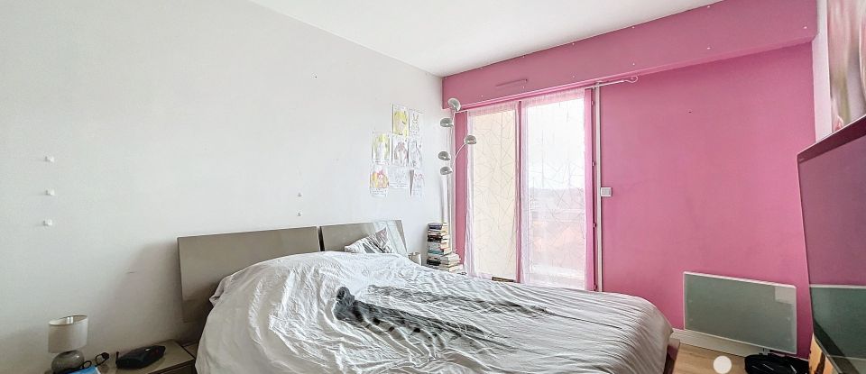 Apartment 4 rooms of 106 m² in Roissy-en-Brie (77680)
