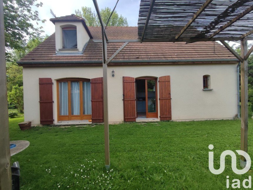 Vente Maison 115m² 4 Pièces à Saint-Sauveur-lès-Bray (77480) - Iad France