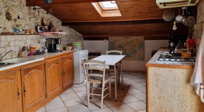 Country house 3 rooms of 100 m² in Pujols (33350)