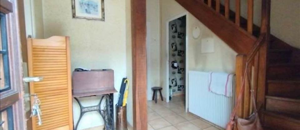 House 4 rooms of 130 m² in Montluçon (03100)