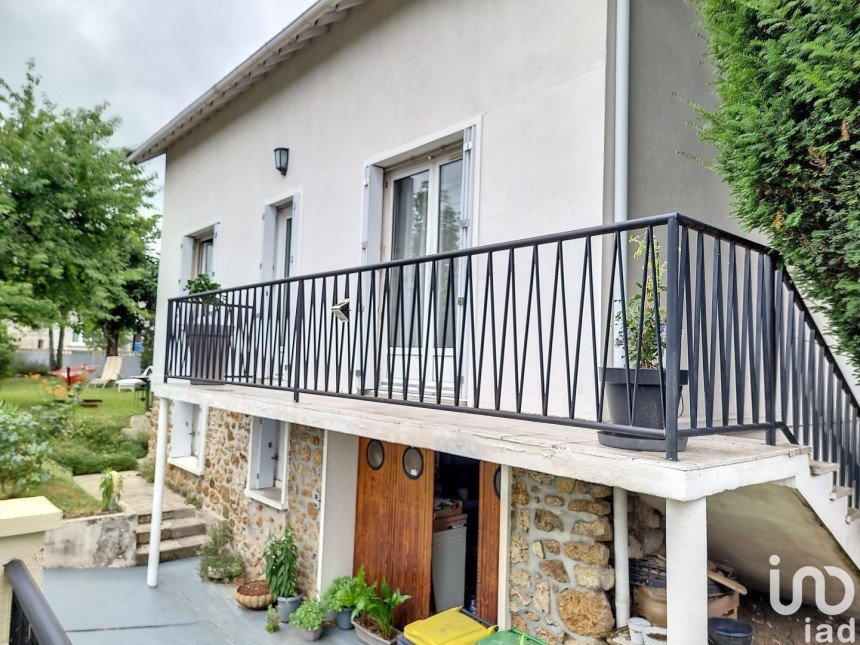 Vente Maison 139m² 7 Pièces à Paray-Vieille-Poste (91550) - Iad France