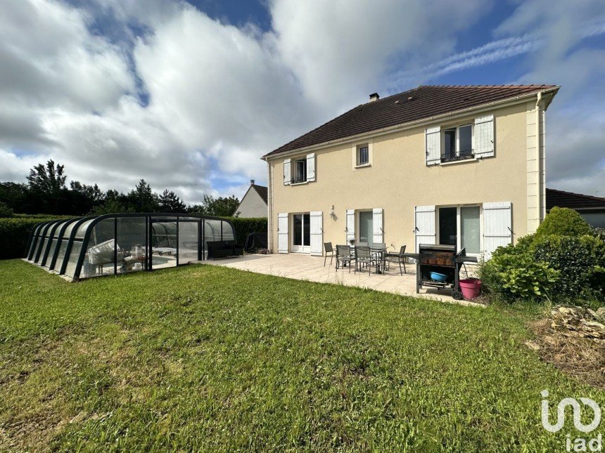 Maison 7 pièces de 139 m² à Saint-Fargeau-Ponthierry (77310)