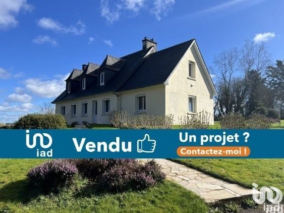 House 9 rooms of 177 m² in Pont-Melvez (22390)