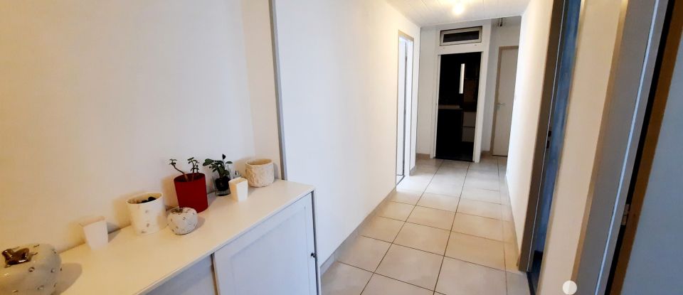 Apartment 4 rooms of 84 m² in Montbéliard (25200)