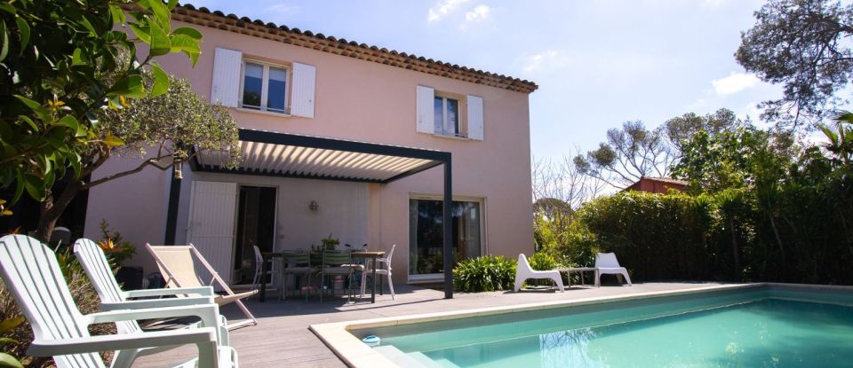 House 5 rooms of 130 m² in Fréjus (83600)