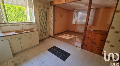 House 4 rooms of 55 m² in Chartèves (02400)