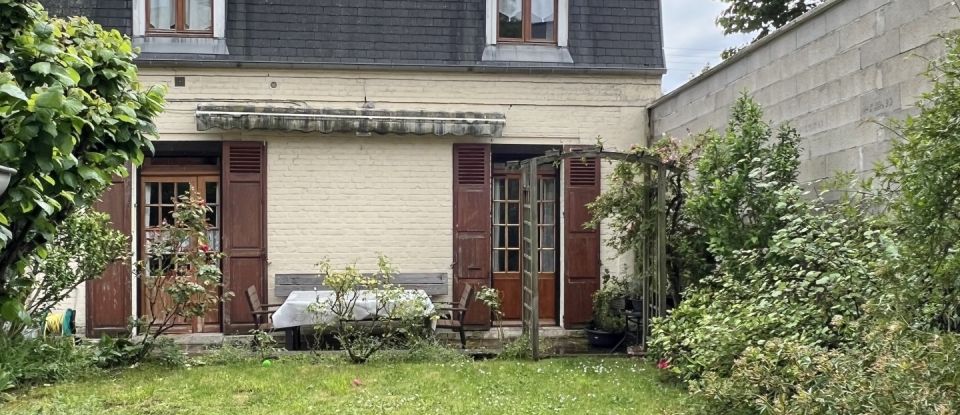 Town house 4 rooms of 115 m² in Soissons (02200)