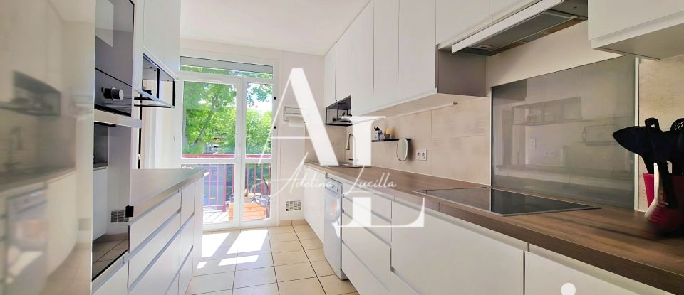 Apartment 5 rooms of 95 m² in Vélizy-Villacoublay (78140)