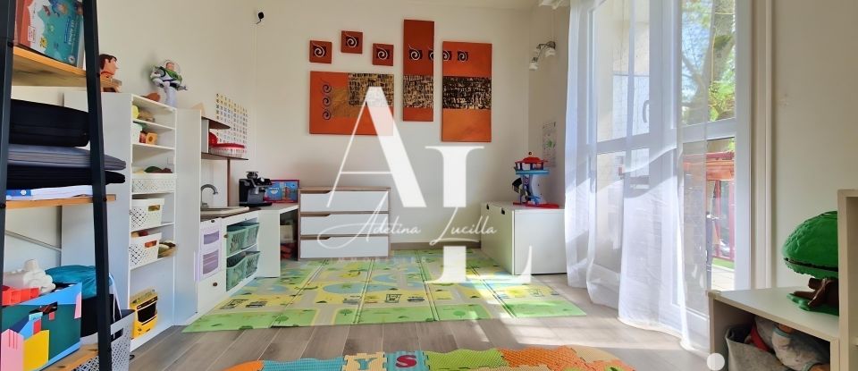 Apartment 5 rooms of 95 m² in Vélizy-Villacoublay (78140)
