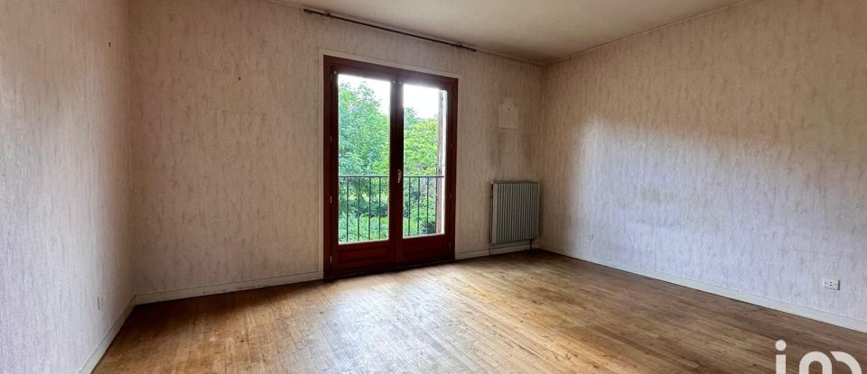 Town house 5 rooms of 112 m² in Maurepas (78310)