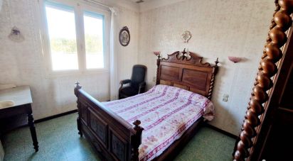 Traditional house 5 rooms of 111 m² in Thuir (66300)
