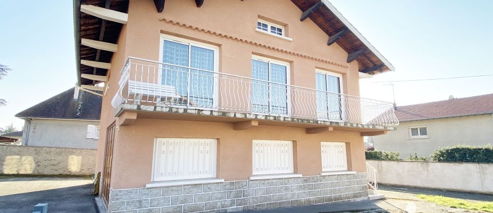 Traditional house 5 rooms of 150 m² in Saint-Just-Saint-Rambert (42170)