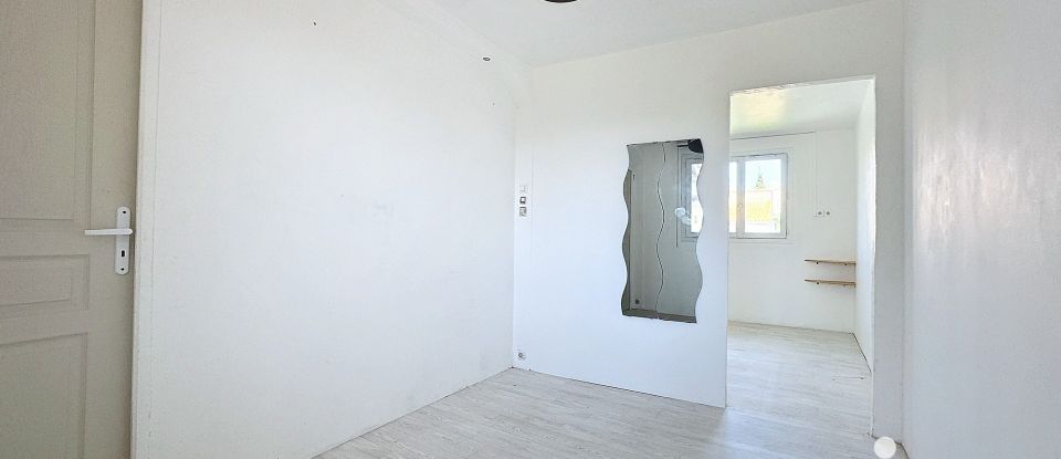 Maison 5 pièces de 110 m² à Istres (13800)