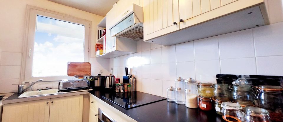 Apartment 3 rooms of 66 m² in Rueil-Malmaison (92500)