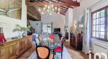 House 10 rooms of 295 m² in Léognan (33850)