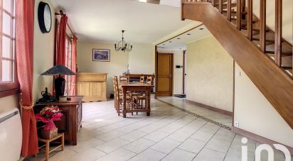 Maison traditionnelle 6 pièces de 103 m² à Chevry-Cossigny (77173)