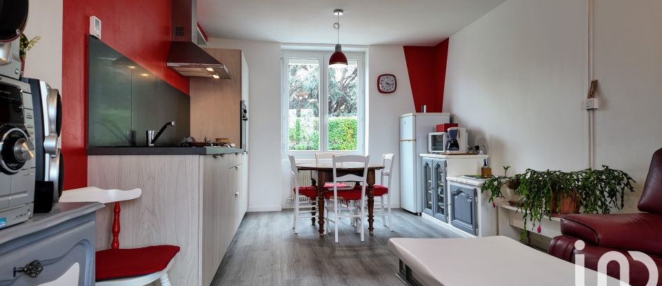 Apartment 4 rooms of 62 m² in Saint-Just-Saint-Rambert (42170)