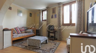 Town house 5 rooms of 110 m² in Pantin (93500)