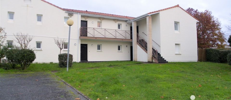 Apartment 2 rooms of 45 m² in Villenave-d'Ornon (33140)
