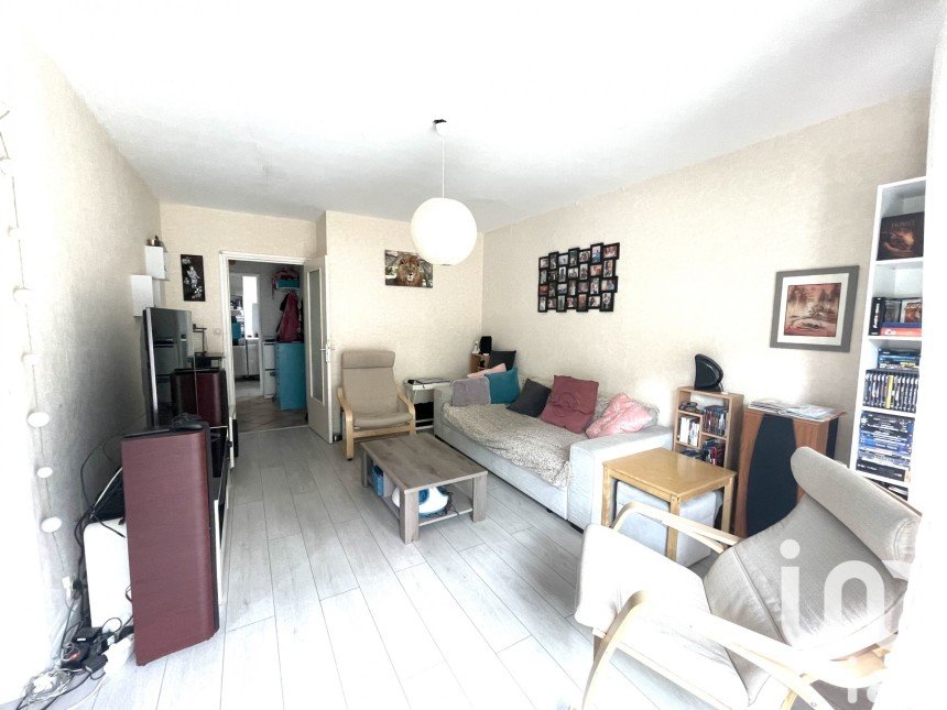 Apartment 4 rooms of 70 m² in Épinay-sous-Sénart (91860)