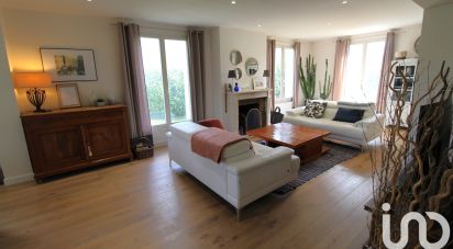House 7 rooms of 140 m² in Gif-sur-Yvette (91190)