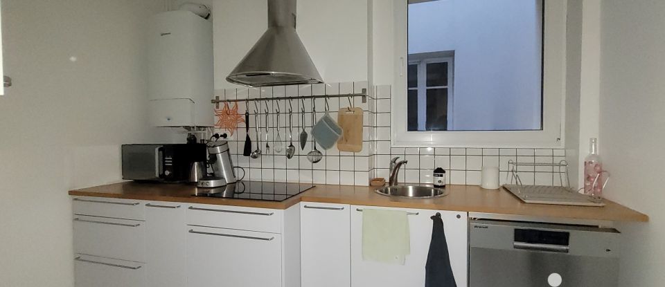 Apartment 4 rooms of 71 m² in Choisy-le-Roi (94600)