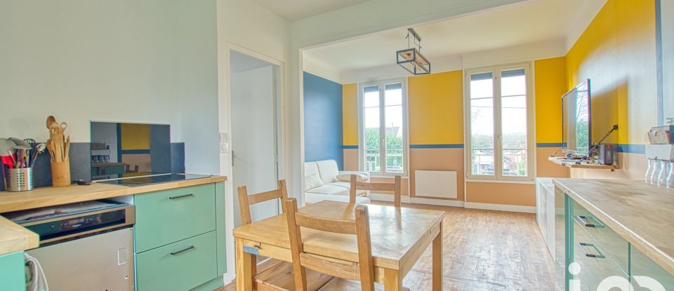 House 4 rooms of 89 m² in Sainte-Geneviève-des-Bois (91700)