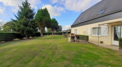 House 5 rooms of 95 m² in Saint-Clément-Rancoudray (50140)
