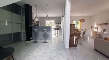 House 7 rooms of 130 m² in Nantes (44300)