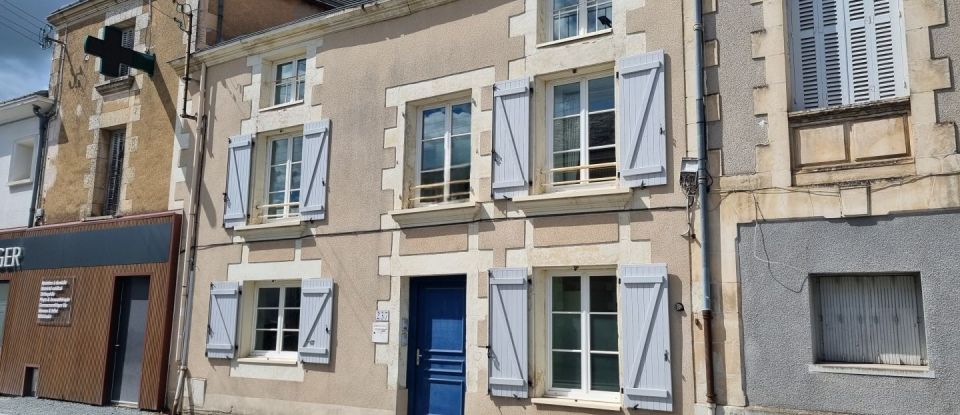 Maison 8 pièces de 185 m² à Poitiers (86000)