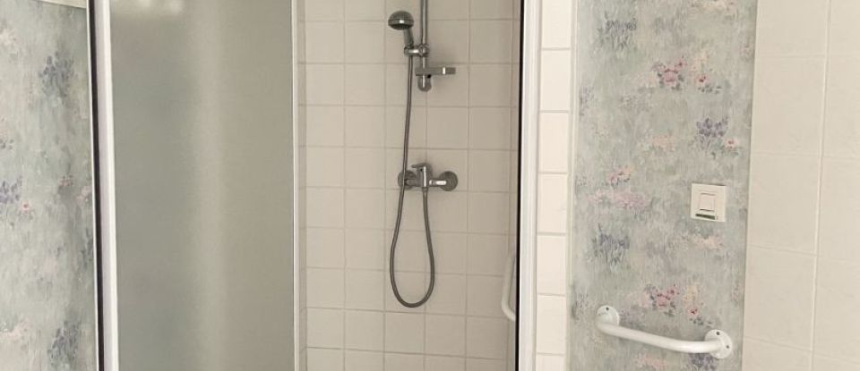 Apartment 1 room of 35 m² in Troyes (10000)