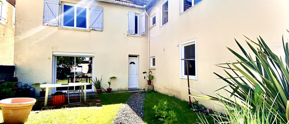 Village house 6 rooms of 173 m² in Viella (32400)