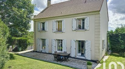 Traditional house 8 rooms of 169 m² in Dammartin-en-Goële (77230)