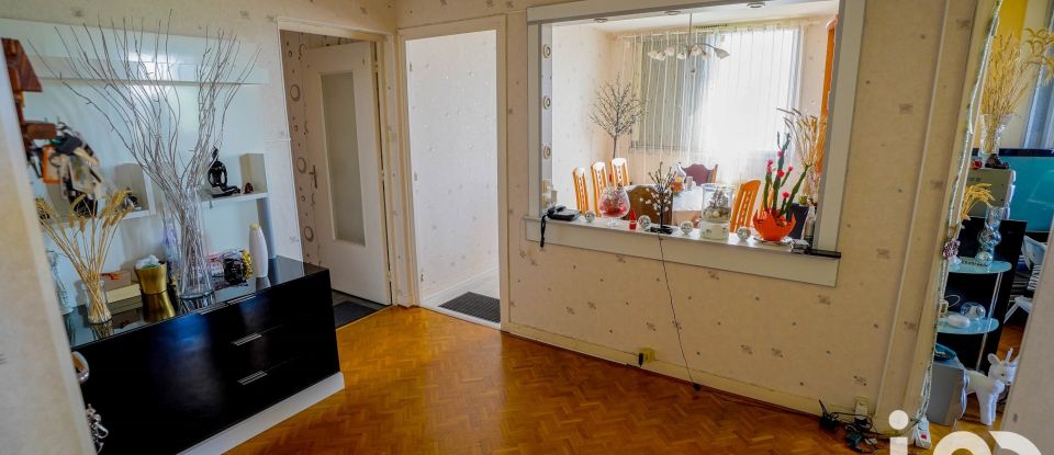 Appartement 4 pièces de 82 m² à Bourg-en-Bresse (01000)