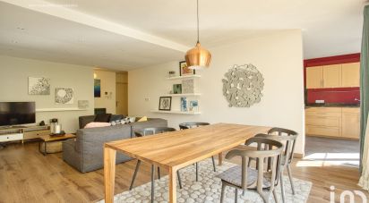 Apartment 5 rooms of 133 m² in Divonne-les-Bains (01220)